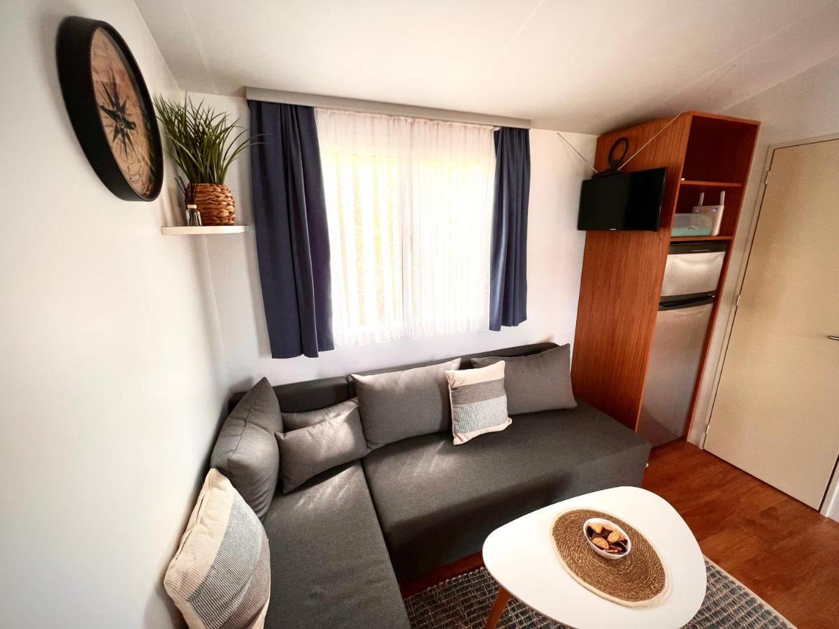 Mobile Home Nebo Luxus Klenovica Exterior photo